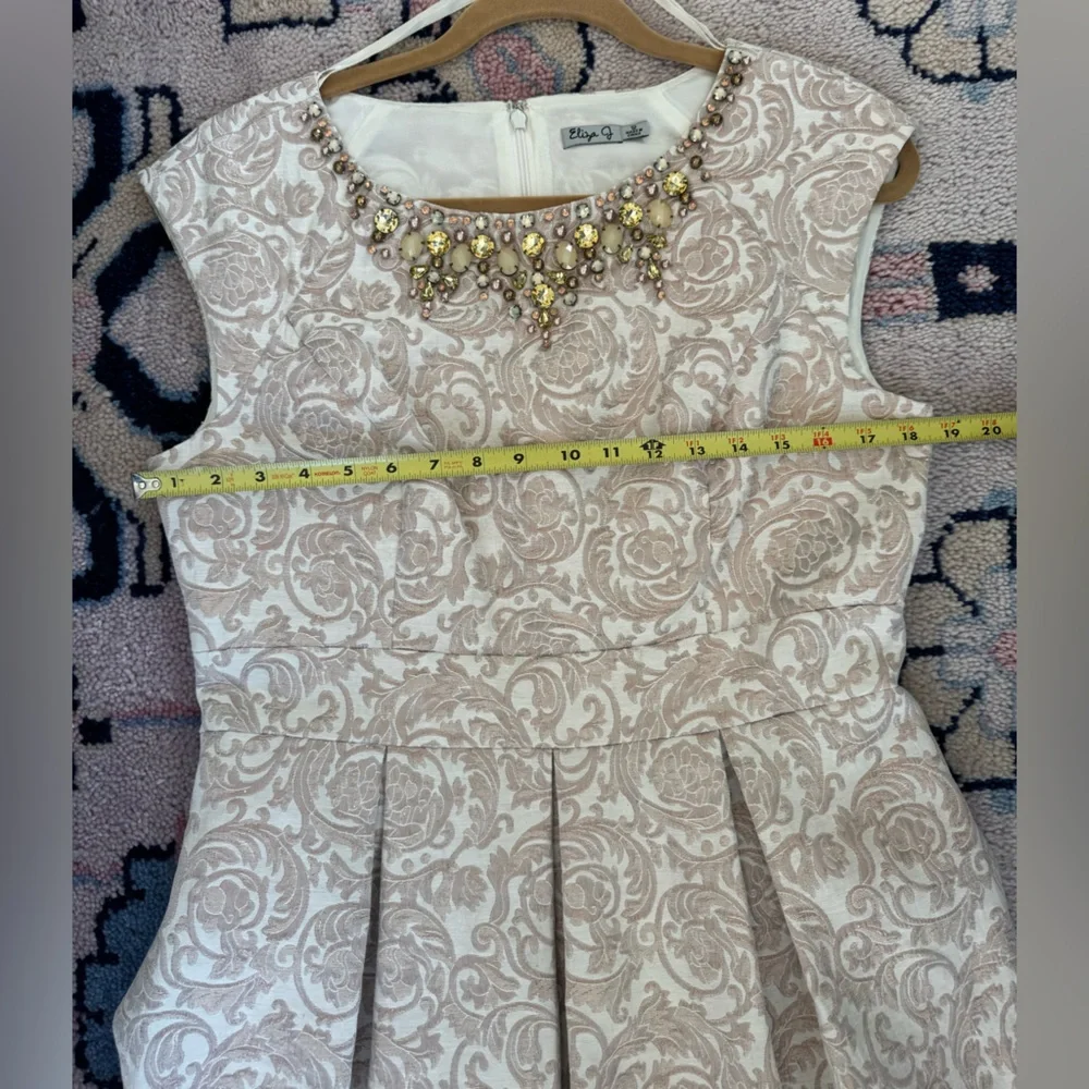 Eliza J Light Pink Embelished Floral Brocade Dress - Picture 4 of 7